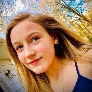 Meet your Posher, Gabriella